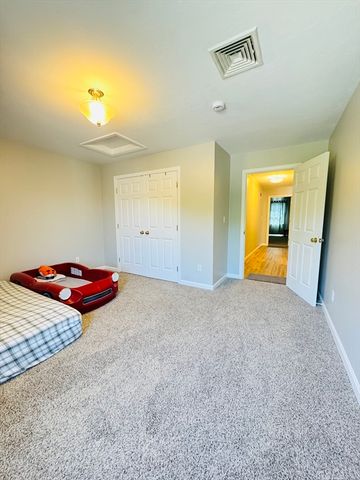717 Hampton Way 717, Abington, MA 02351