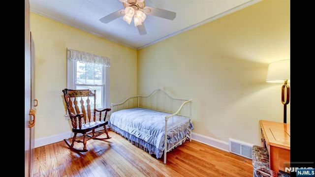 103 Woodside Avenue, Newton, NJ 07860