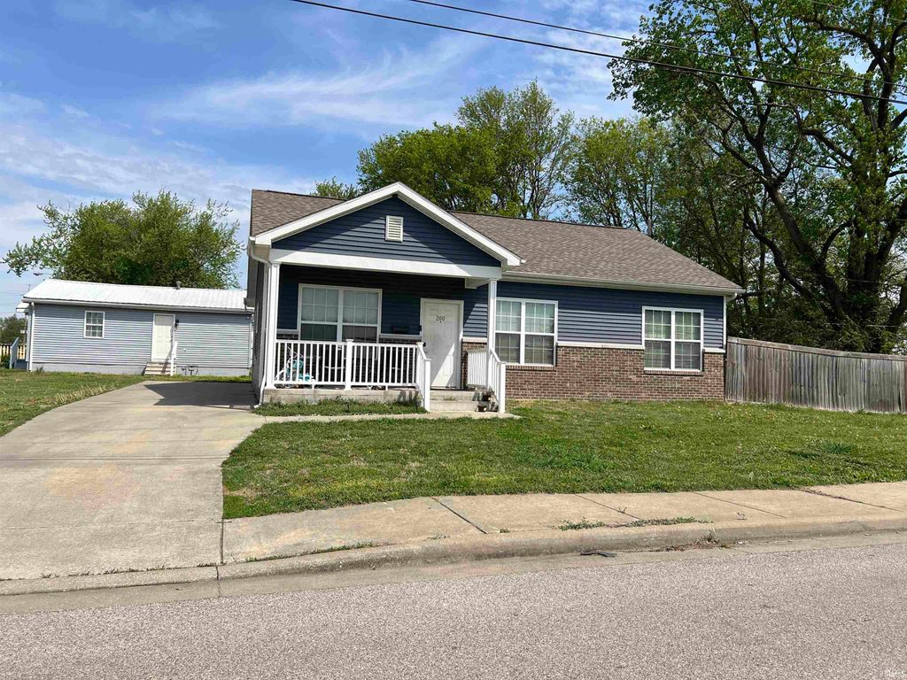 200 Sweetser Street, Evansville, IN 47713