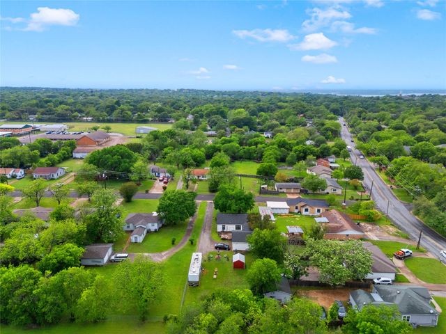 2433 N 42nd Street, Waco, TX 76710