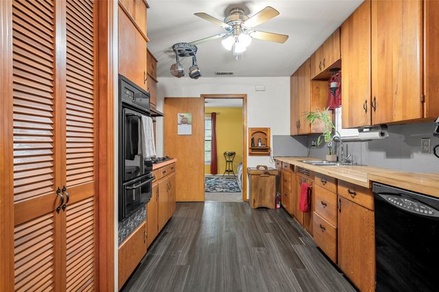 2433 N 42nd Street, Waco, TX 76710