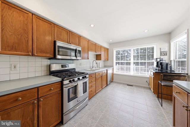 28 DERBY DR, Sewell, NJ 08080