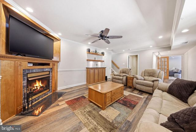 28 DERBY DR, Sewell, NJ 08080