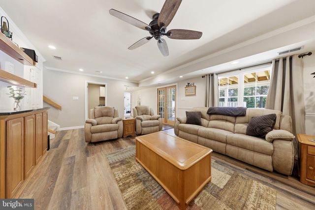 28 DERBY DR, Sewell, NJ 08080
