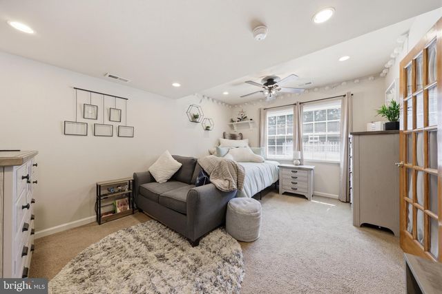 28 DERBY DR, Sewell, NJ 08080