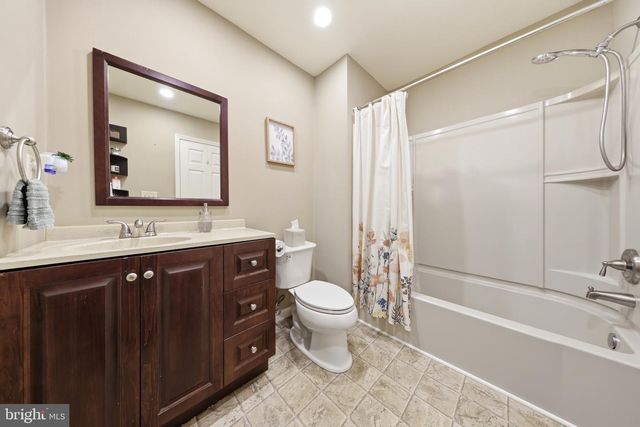 28 DERBY DR, Sewell, NJ 08080