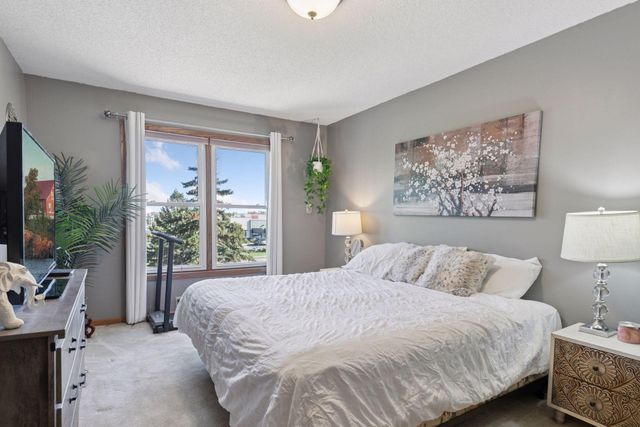 1701 Livingston Avenue B, West Saint Paul, MN 55118