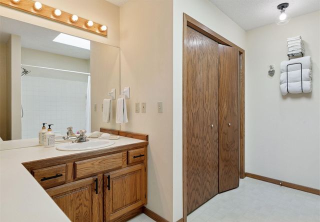 1701 Livingston Avenue B, West Saint Paul, MN 55118