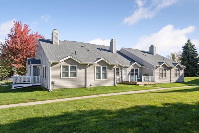 1701 Livingston Avenue B, West Saint Paul, MN 55118