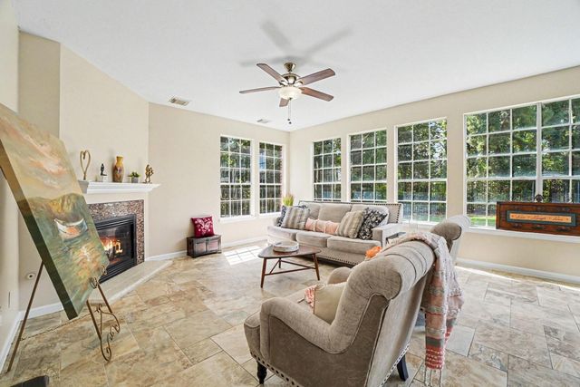 6335 Borg Breakpoint Drive, Spring, TX 77379