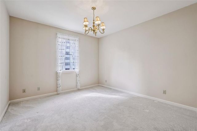 2499 Peachtree Road NE 406, Atlanta, GA 30305