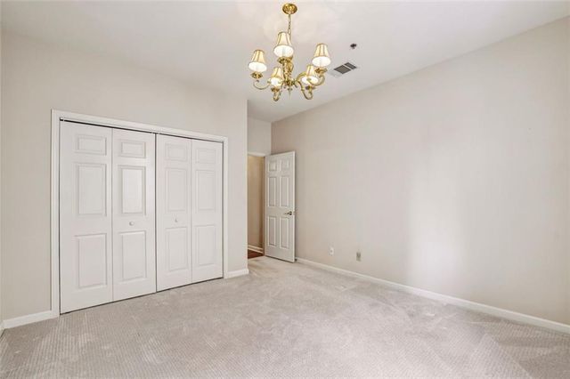 2499 Peachtree Road NE 406, Atlanta, GA 30305