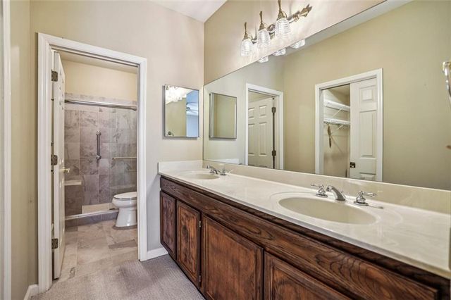 2499 Peachtree Road NE 406, Atlanta, GA 30305