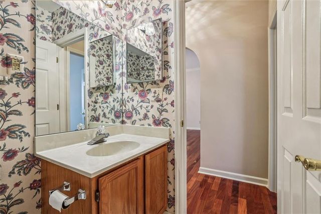 2499 Peachtree Road NE 406, Atlanta, GA 30305