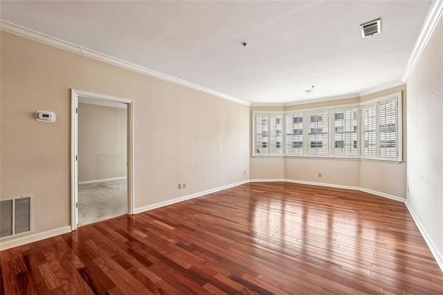 2499 Peachtree Road NE 406, Atlanta, GA 30305