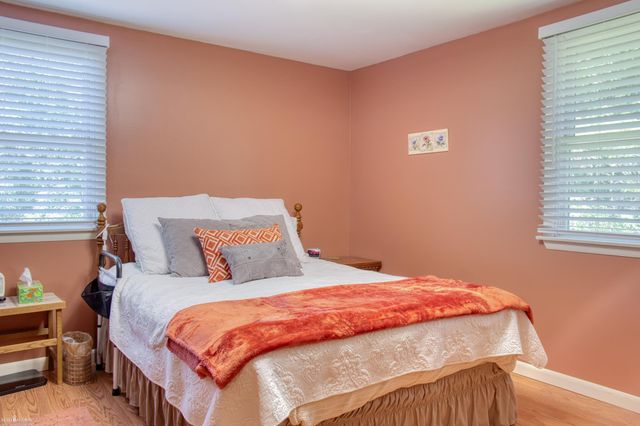 1300 W Hibbard Road, Owosso, MI 48867
