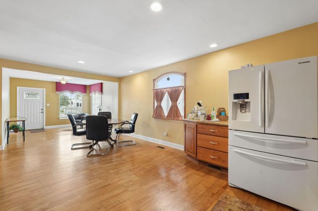 513 S Powell, Columbus, OH 43204