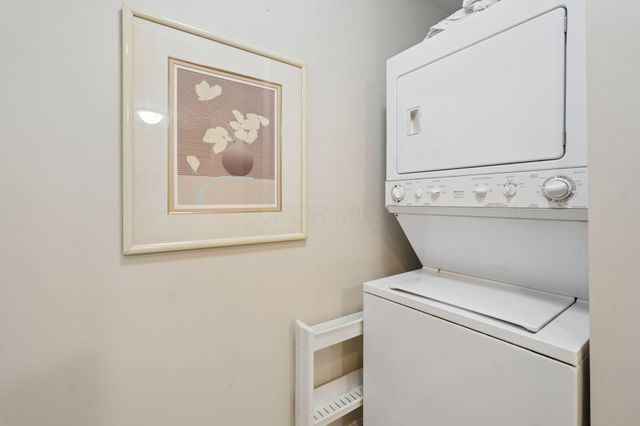 513 S Powell, Columbus, OH 43204