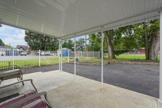 513 S Powell, Columbus, OH 43204