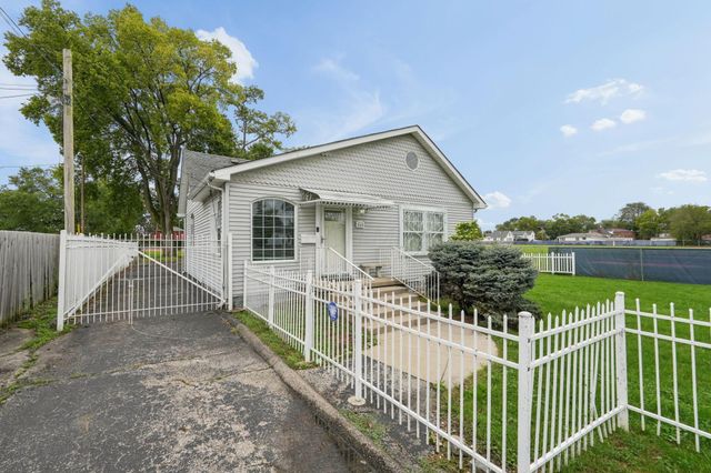 513 S Powell, Columbus, OH 43204