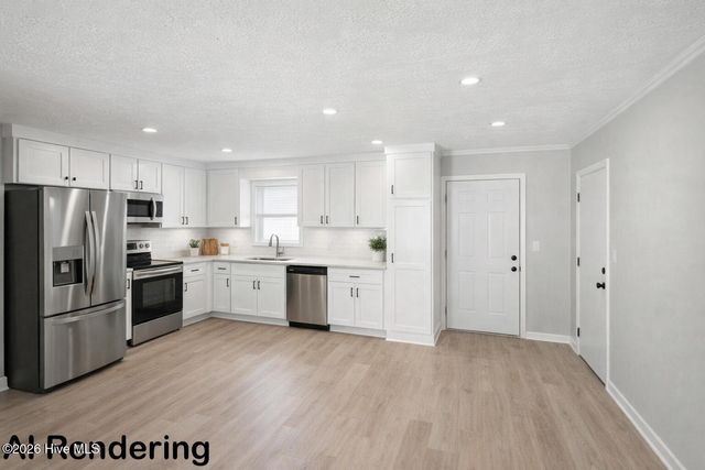 42 N Sixth Street, Clarkton, NC 28433