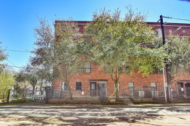 2422 Navigation Boulevard A, Houston, TX 77003