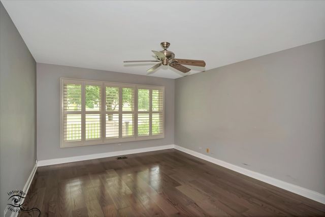 14727 Golf Road, Orland Park, IL 60462