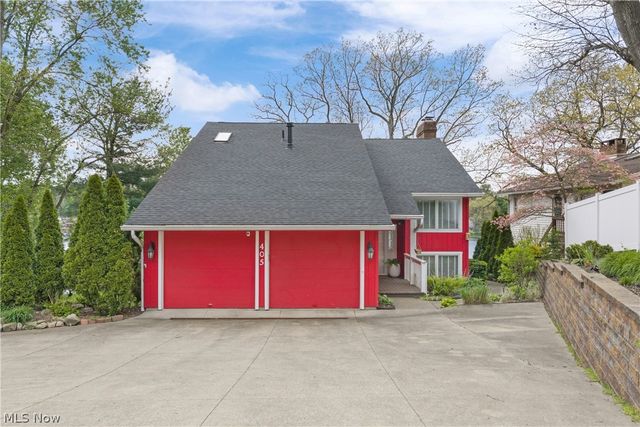 405 Snow Avenue, Coventry, OH 44319
