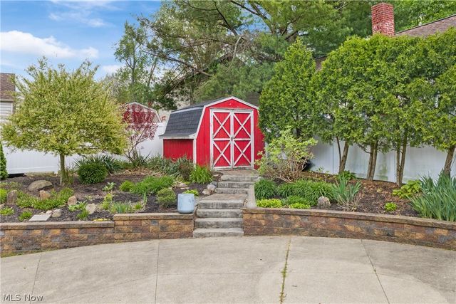405 Snow Avenue, Coventry, OH 44319