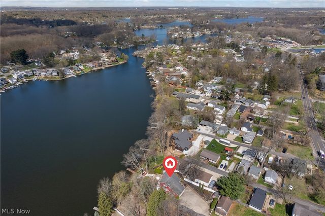 405 Snow Avenue, Coventry, OH 44319