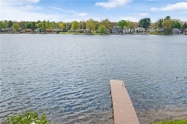 405 Snow Avenue, Coventry, OH 44319
