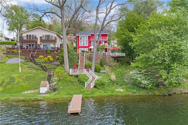 405 Snow Avenue, Coventry, OH 44319