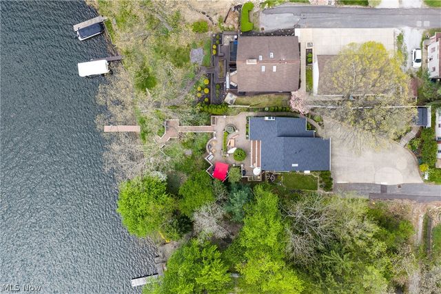 405 Snow Avenue, Coventry, OH 44319