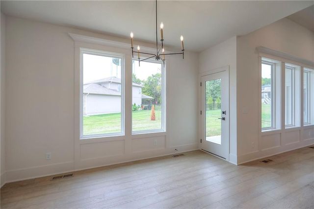 9301 SW Leviathan Court, Lee's Summit, MO 64064