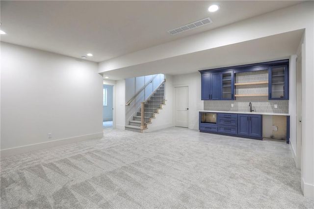 9301 SW Leviathan Court, Lee's Summit, MO 64064