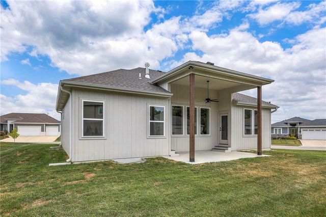 9301 SW Leviathan Court, Lee's Summit, MO 64064