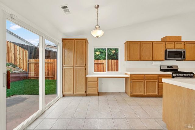 3216 Lagunita Cir, Fairfield, CA 94533