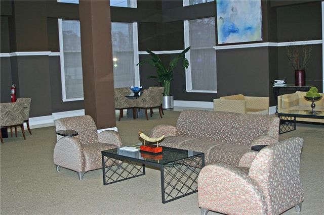 3820 Roswell Road NE 412, Atlanta, GA 30342