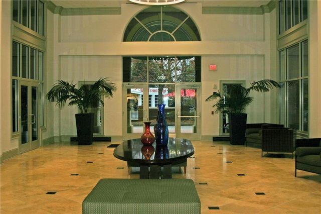 3820 Roswell Road NE 412, Atlanta, GA 30342