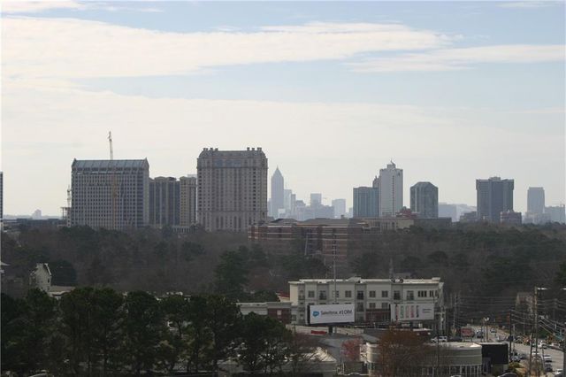 3820 Roswell Road NE 412, Atlanta, GA 30342