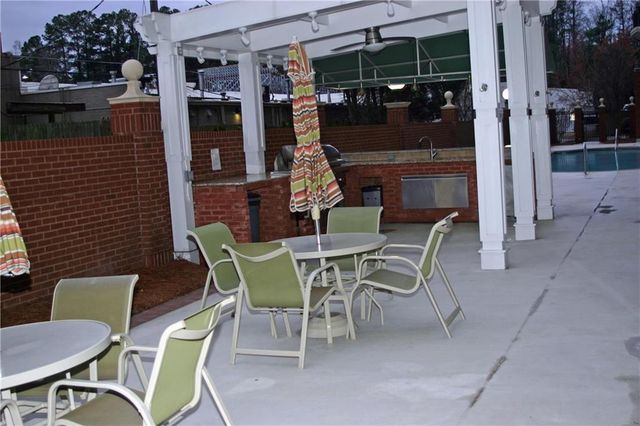 3820 Roswell Road NE 412, Atlanta, GA 30342