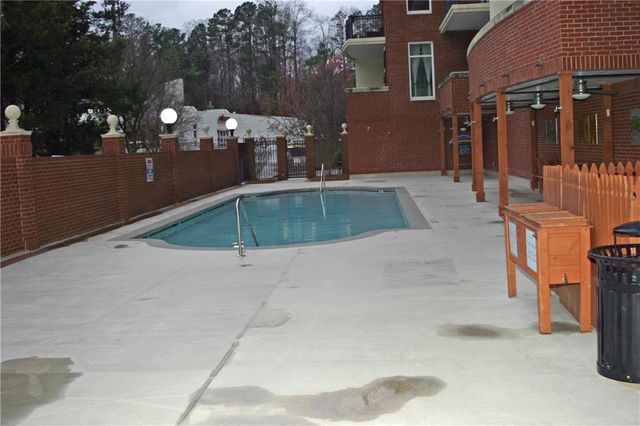 3820 Roswell Road NE 412, Atlanta, GA 30342
