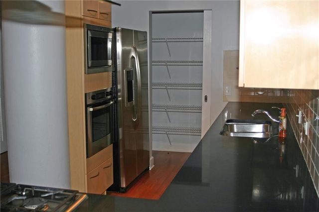 3820 Roswell Road NE 412, Atlanta, GA 30342