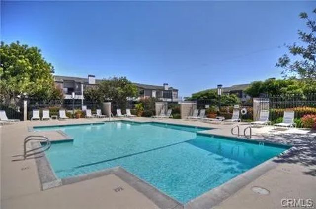 220 Nice 215, Newport Beach, CA 92663