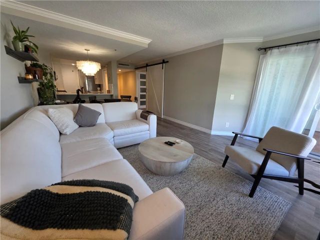 220 Nice 215, Newport Beach, CA 92663
