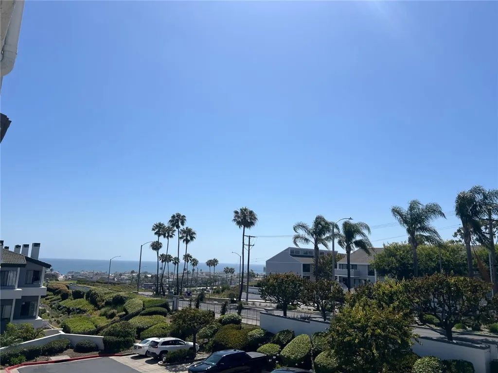 220 Nice 215, Newport Beach, CA 92663
