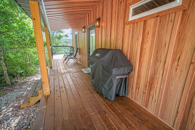 711 Worley Hill Top Road, Stearns, KY 42647