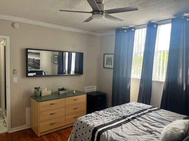 2871 Somerset Drive 414, Lauderdale Lakes, FL 33311