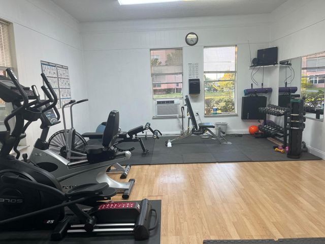 2871 Somerset Drive 414, Lauderdale Lakes, FL 33311