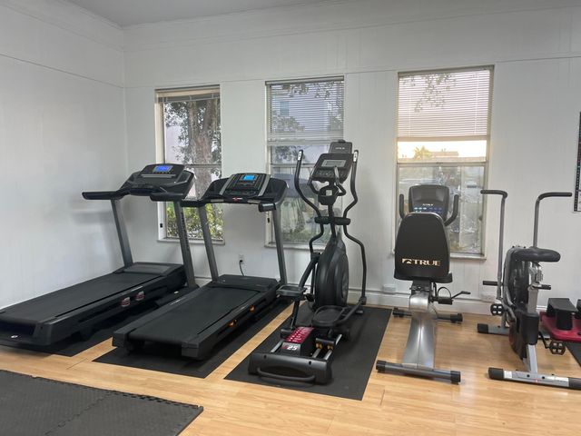 2871 Somerset Drive 414, Lauderdale Lakes, FL 33311